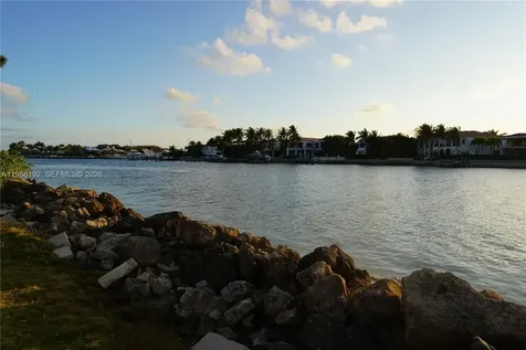 2101 Marina Isle Way Jupiter FL 33477