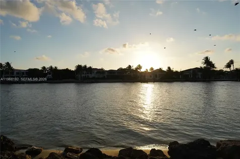 2101 Marina Isle Way Jupiter FL 33477