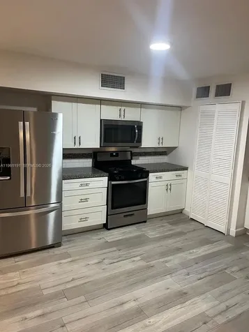 7133 SW 109th Court Miami FL 33173