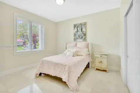 7261 SW 120th Avenue Miami FL 33183