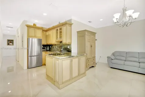 7261 SW 120th Avenue Miami FL 33183