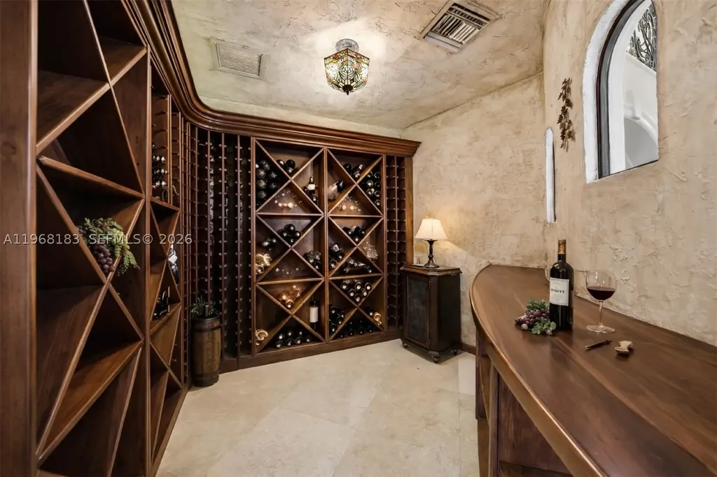 628 Coral Way Fort Lauderdale FL 33301