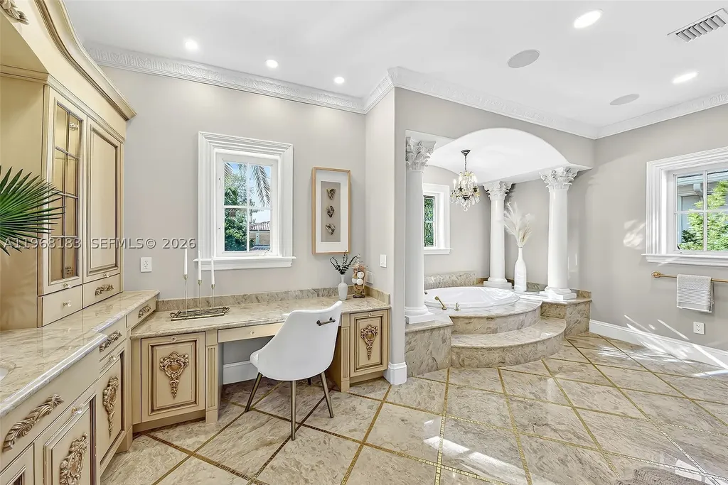 628 Coral Way Fort Lauderdale FL 33301