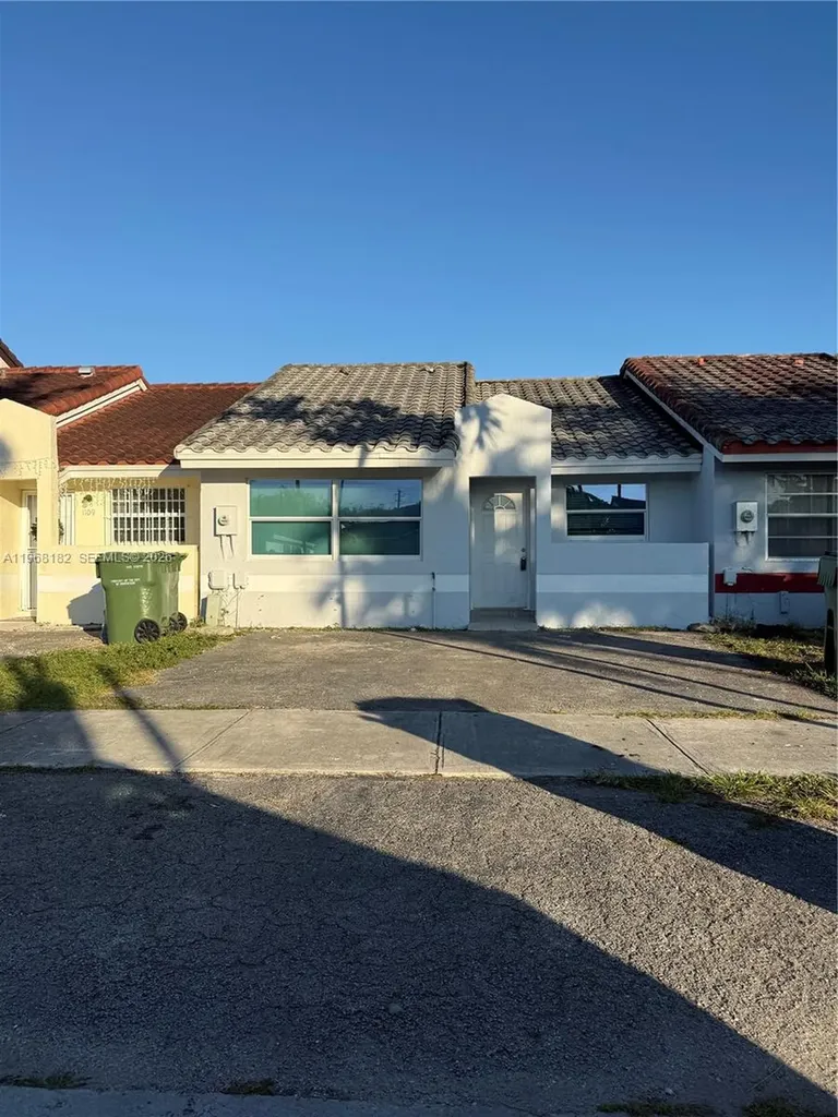 1115 SE 13th Avenue Homestead FL 33035