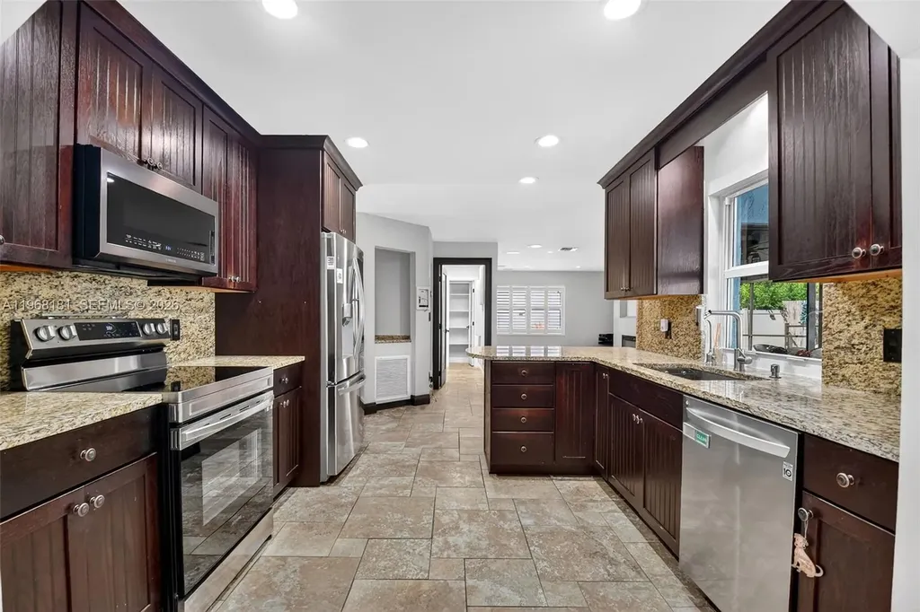 13808 Geranium Place Wellington FL 33414
