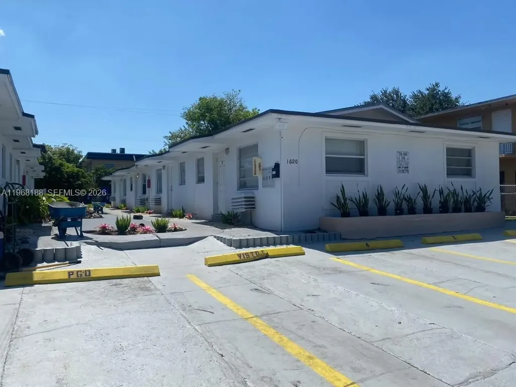 16120 NE 19th Place North Miami Beach FL 33162