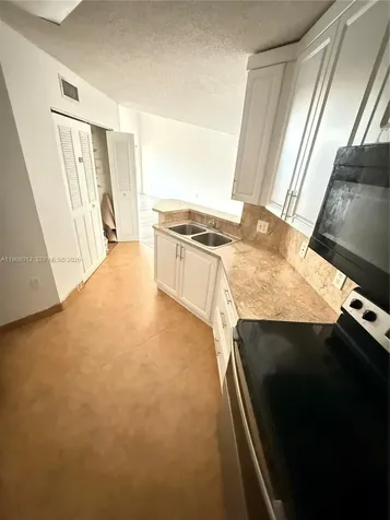 6272 NW 186th Street Hialeah FL 33015