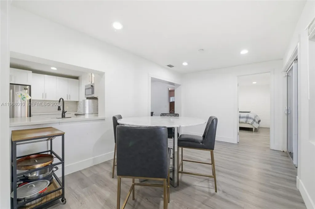 8555 NW 25th Place Coral Springs FL 33065