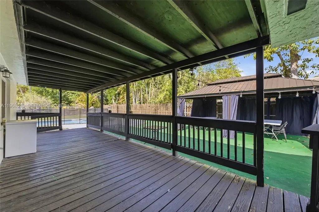 8555 NW 25th Place Coral Springs FL 33065