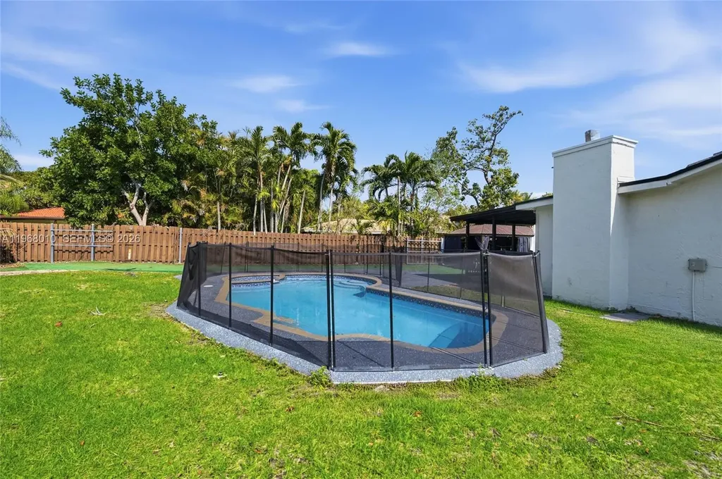 8555 NW 25th Place Coral Springs FL 33065