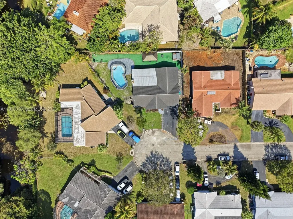 8555 NW 25th Place Coral Springs FL 33065