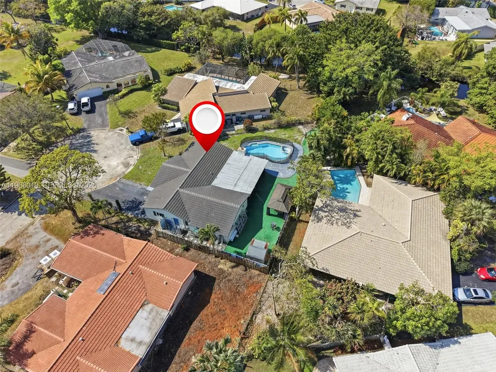 8555 NW 25th Place Coral Springs FL 33065