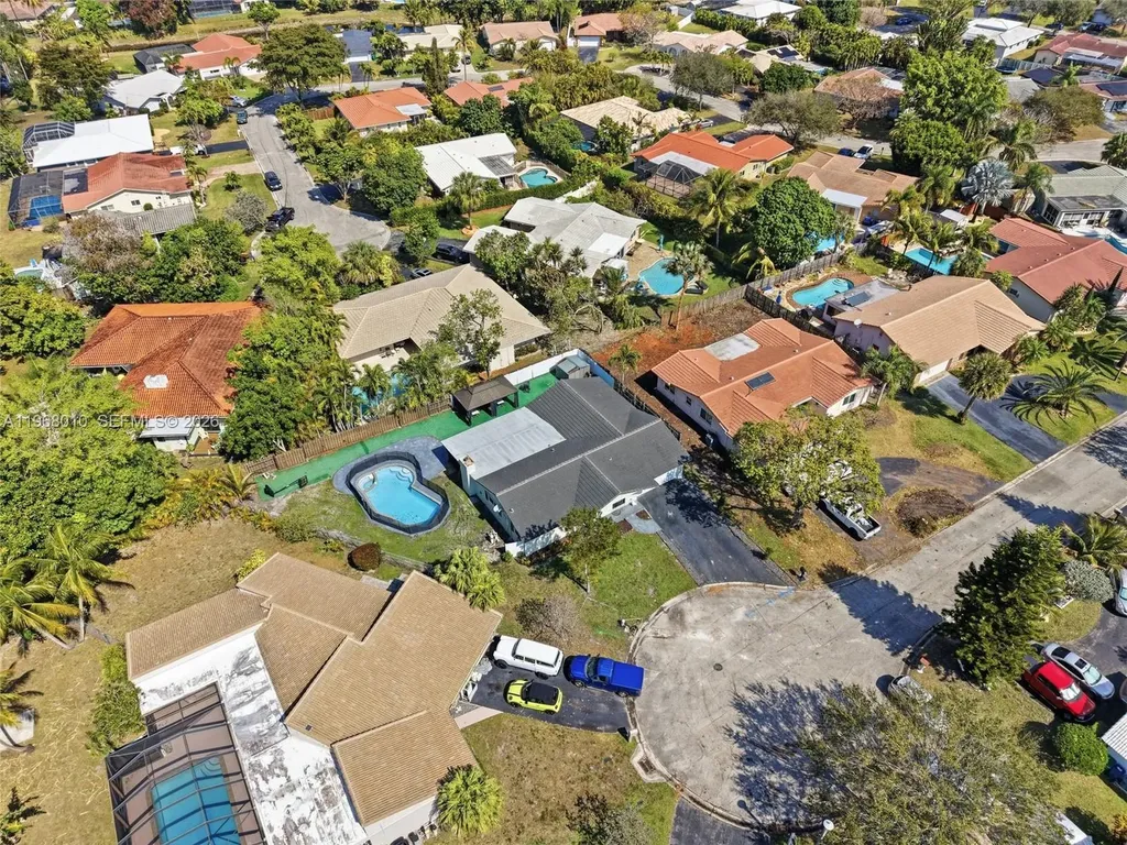 8555 NW 25th Place Coral Springs FL 33065