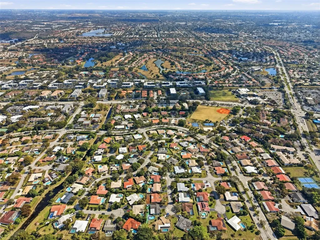 8555 NW 25th Place Coral Springs FL 33065