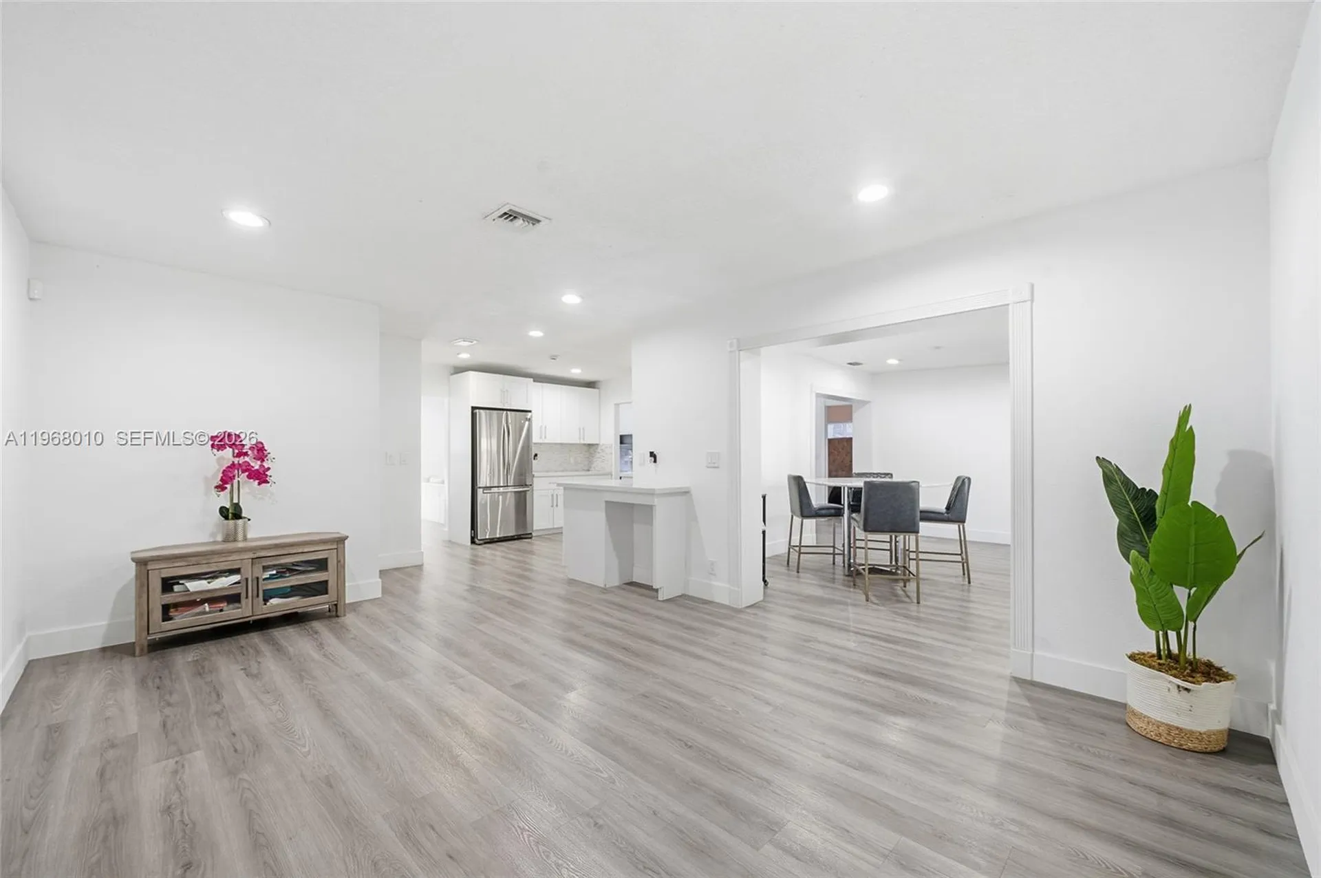 8555 NW 25th Place Coral Springs FL 33065