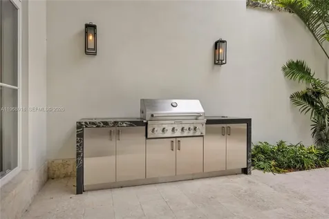 639 Almeria Avenue Coral Gables FL 33134
