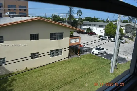 1885 NE 121st Street North Miami FL 33181