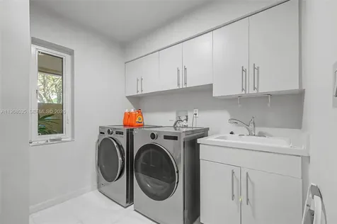 7940 SW 172nd Terrace Palmetto Bay FL 33157