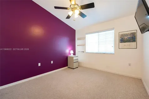 2151 NW 77th Way Pembroke Pines FL 33024