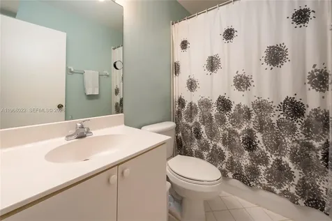 2151 NW 77th Way Pembroke Pines FL 33024