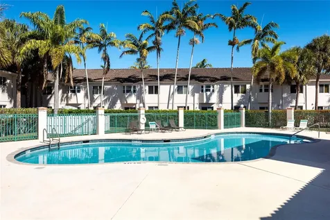2151 NW 77th Way Pembroke Pines FL 33024