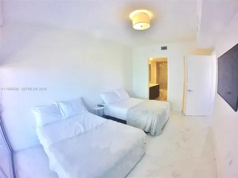 488 NE 18th Street Miami FL 33132