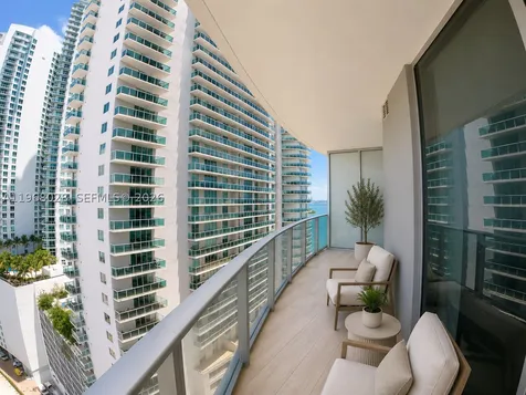 488 NE 18th Street Miami FL 33132