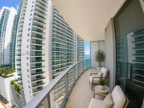 488 NE 18th Street Miami FL 33132