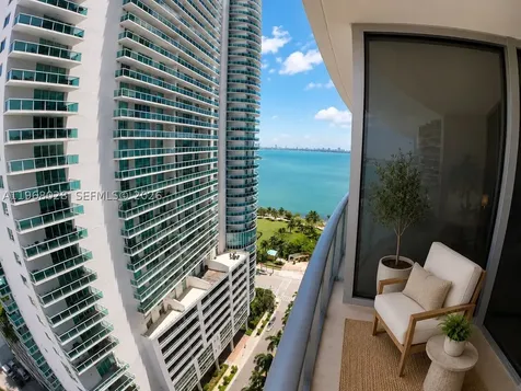 488 NE 18th Street Miami FL 33132