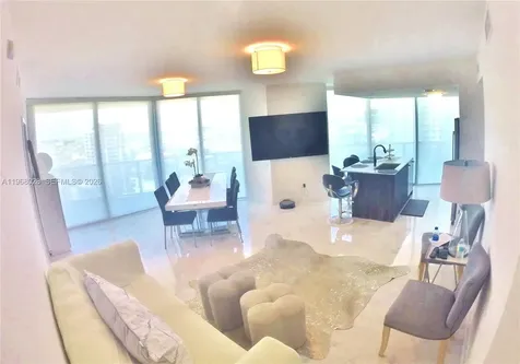 488 NE 18th Street Miami FL 33132