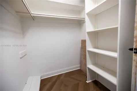 1255 W Collins Avenue Miami Beach FL 33139