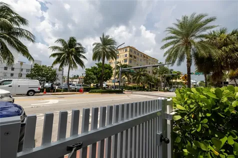 1255 W Collins Avenue Miami Beach FL 33139
