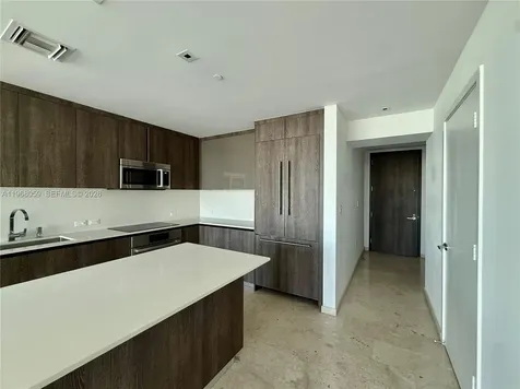 88 SW 7th Street Miami FL 33130