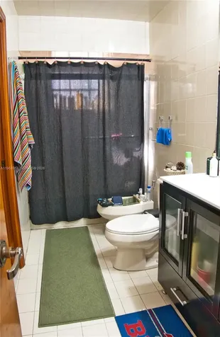 20040 E Oakmont Drive Hialeah FL 33015