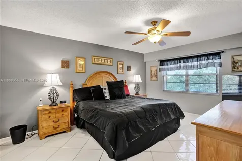 1151 SW 128th Terrace Pembroke Pines FL 33027