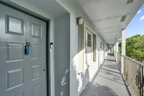 1151 SW 128th Terrace Pembroke Pines FL 33027