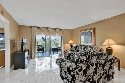 1151 SW 128th Terrace Pembroke Pines FL 33027