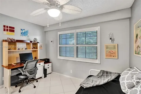 1151 SW 128th Terrace Pembroke Pines FL 33027