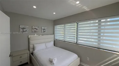 10004 E Bay Harbor Drive Bay Harbor Islands FL 33154