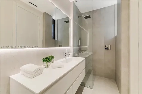 2497 Abaco Avenue Miami FL 33133