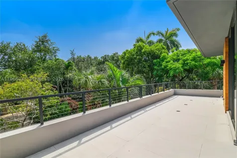 2497 Abaco Avenue Miami FL 33133