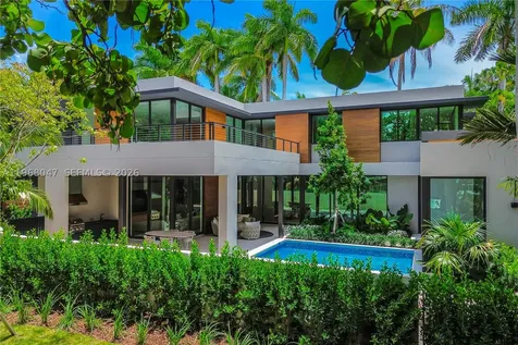 2497 Abaco Avenue Miami FL 33133