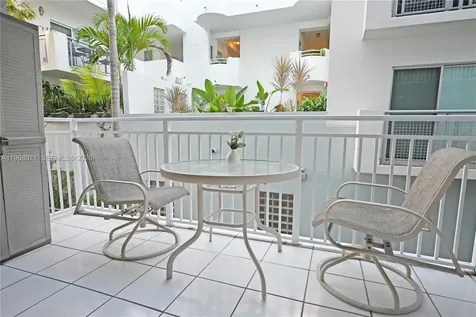 947 Lenox Avenue Miami Beach FL 33139