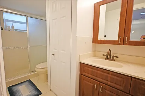 947 Lenox Avenue Miami Beach FL 33139