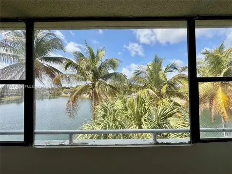 8335 SW 152nd Avenue Miami FL 33193