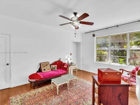 503 12th Street Miami Beach FL 33139