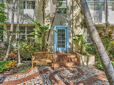 503 12th Street Miami Beach FL 33139
