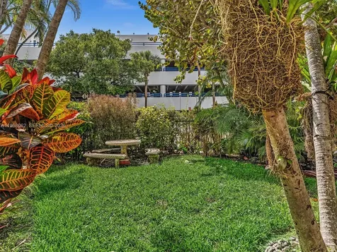 503 12th Street Miami Beach FL 33139
