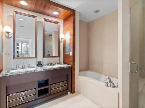 6799 Collins Avenue Miami Beach FL 33141