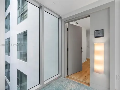 6799 Collins Avenue Miami Beach FL 33141